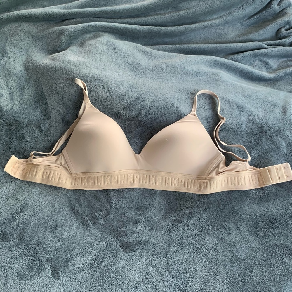PINK wireless wear everywhere bra